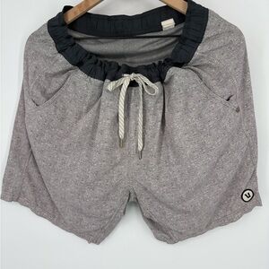 Vuori Kore Short Lined